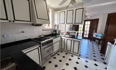 Casa en venta con excelente ubicacion