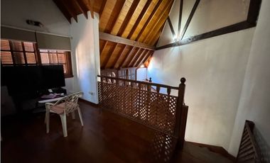 Casa en venta con excelente ubicacion