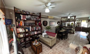 Casa zona residencial a la venta