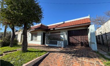 Casa zona residencial a la venta