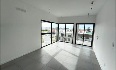 DEPARTAMENTO EN ALQUILER EN MARIA DEL BUEN AYRE