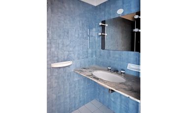 VENTA: Departamento de 3 dorm. en ubicación privilegiada en Santa Rosa