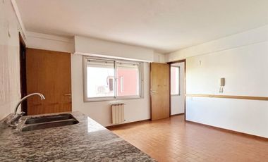 VENTA: Departamento de 3 dorm. en ubicación privilegiada en Santa Rosa