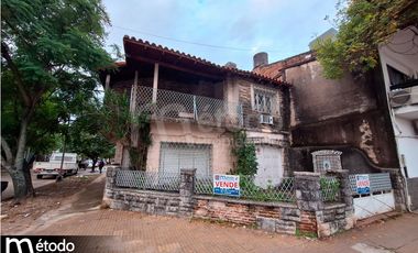 Casa - 3 Dorm. - Av. Ferre N° 2009 - Corrientes Cap.