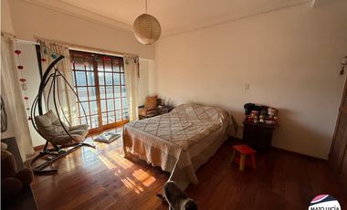Casa en Venta - 6 Amb - Garage - Jardin - Terraza