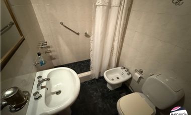 Casa en Venta - 6 Amb - Garage - Jardin - Terraza