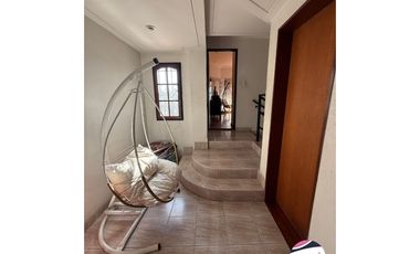 Casa en Venta - 6 Amb - Garage - Jardin - Terraza