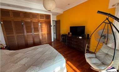 Casa en Venta - 6 Amb - Garage - Jardin - Terraza
