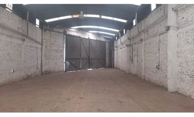 Galpon de 600 m2 con puente de grua