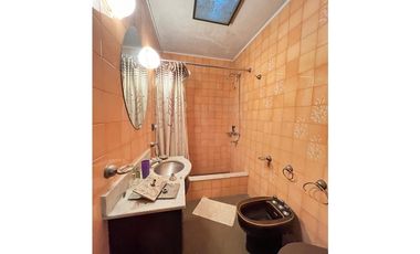 EXCELENTE PROPIEDAD EN CASTELAR NORTE!!!!