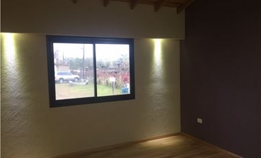 Cabaña sobre el Guazú