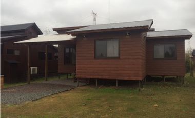 Cabaña sobre el Guazú