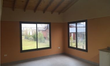 Cabaña sobre el Guazú