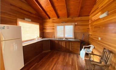 Cabaña en venta en Barrio Yacht Club Guazu