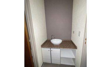 Cabaña en venta en Barrio Yacht Club Guazu