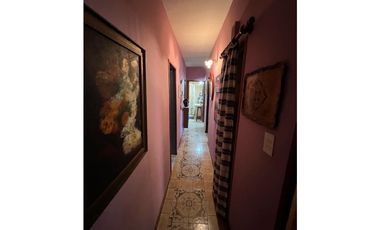 Chalet en esquina a la venta