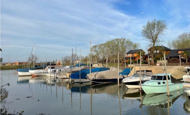 Lote en venta en Barrio Yacht Club Guazu