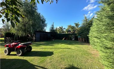 Cabaña a la venta en Barrio Yacht Club Guazu