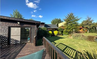 Cabaña a la venta en Barrio Yacht Club Guazu