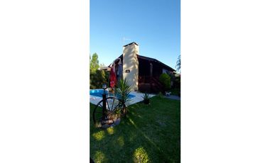 Cabaña en venta en Barrio Yacht Club Guazu