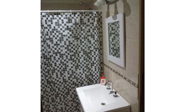 Cabaña en venta en Barrio Yacht Club Guazu