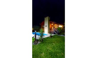 Cabaña en venta en Barrio Yacht Club Guazu