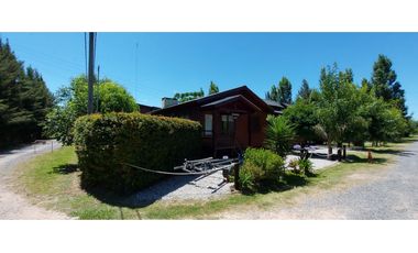 Cabaña en venta en Barrio Yacht Club Guazu