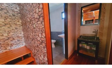 Cabaña en venta en Yacht Club Guazu