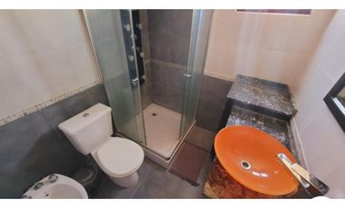 Cabaña en venta en Yacht Club Guazu