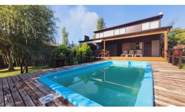 Cabaña en venta en Yacht Club Guazu