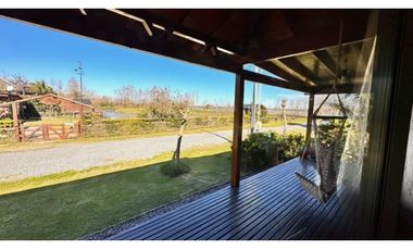 Cabaña en venta en Barrio Yacht Club Guazu