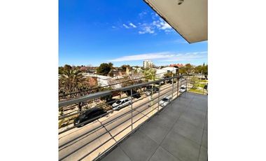 Departamento dos ambientes en zona residencial a la venta