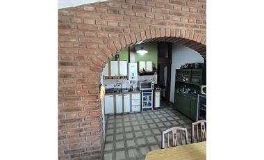 Casa Bº Amp. Jardín del Pilar