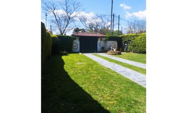 Venta Hermosa casa 3 ambientes en Santa Clara