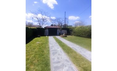 Venta Hermosa casa 3 ambientes en Santa Clara