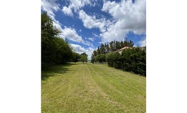 Lote en venta en barrio privado Septiembre en Escobar