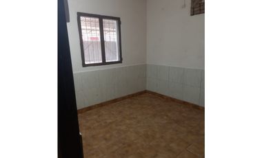 Se Vende Casa de 3 dormitorios Barrio Raota