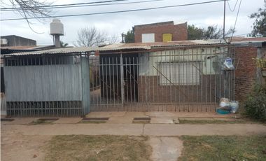 Se Vende Casa de 3 dormitorios Barrio Raota