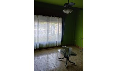 CASA EN VENTA EN  ITUZAINGO NORTE!!