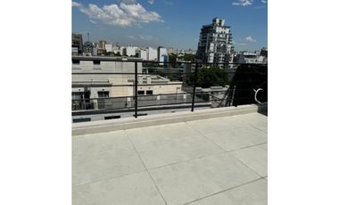 Depto. TRIPLEX 2 AMBIENTES C/ TERRAZA Y PARRILLA PROPIA  en Palermo