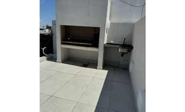 Depto. TRIPLEX 2 AMBIENTES C/ TERRAZA Y PARRILLA PROPIA  en Palermo