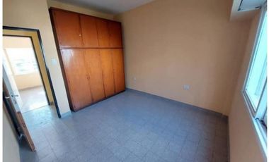 DEPARTAMENTO TRES AMBIENTES CASTELAR NORTE!!!
