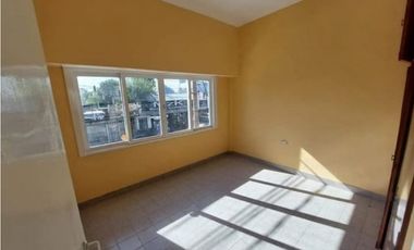 DEPARTAMENTO TRES AMBIENTES CASTELAR NORTE!!!