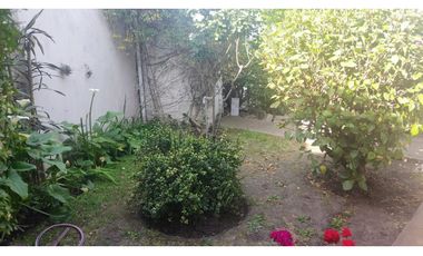 OPORTUNIDAD CASA EN CASTELAR SUR!!