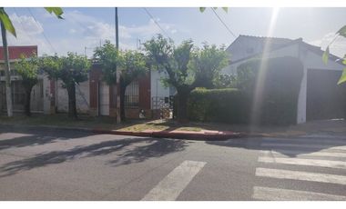 OPORTUNIDAD CASA EN CASTELAR SUR!!