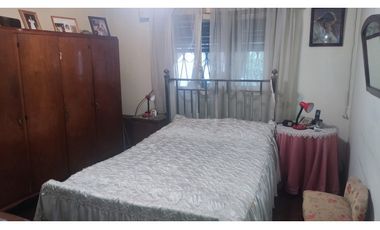 OPORTUNIDAD CASA EN CASTELAR SUR!!