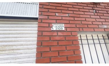 OPORTUNIDAD CASA EN CASTELAR SUR!!