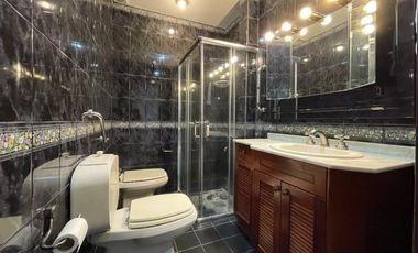 EXCELENTE PROPIEDAD EN CASTELAR SUR!!!!