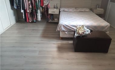 DUPLEX EN VENTA EN CASTELAR NORTE!!