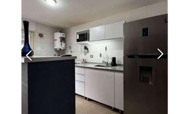 PH EN VENTA EN CASTELAR SUR!!